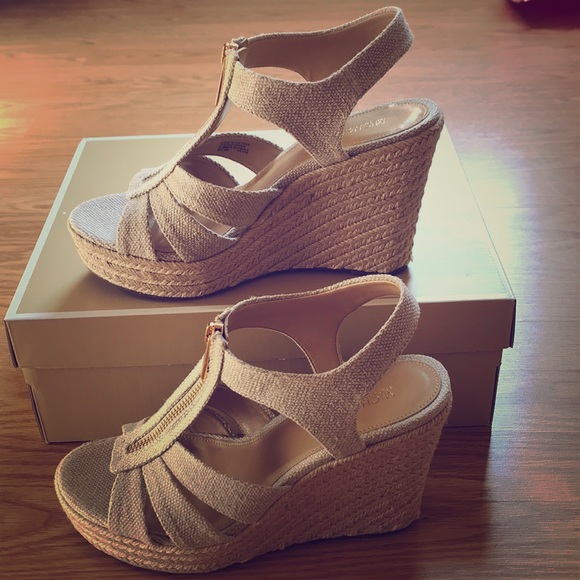 michael kors berkley wedge black